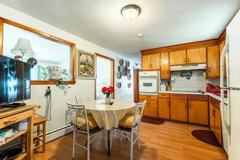 Kitchen - 386 Grayson Dr, Springfield, MA 01119 photo 2 of 4