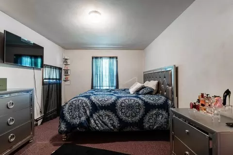 Bedroom - 386 Grayson Dr, Springfield, MA 01119 photo 5 of 6