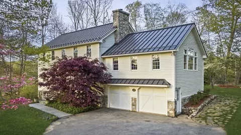 265 Washington St # B, Boxford, MA 01921