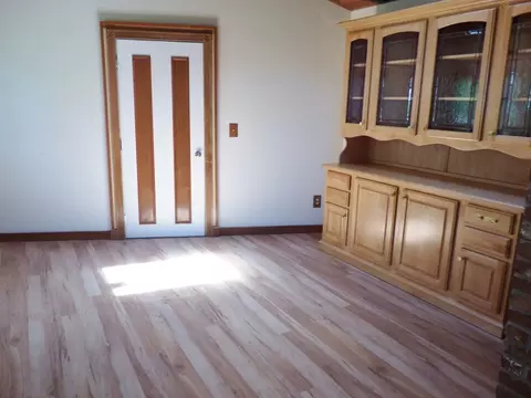 Living - 18 Limerick Ct, Barnstable, MA 02632 photo 1 of 3