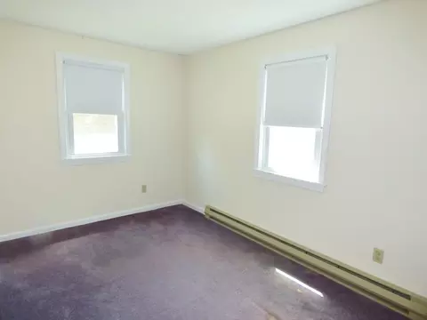 Bedroom - 18 Limerick Ct, Barnstable, MA 02632 photo 2 of 4