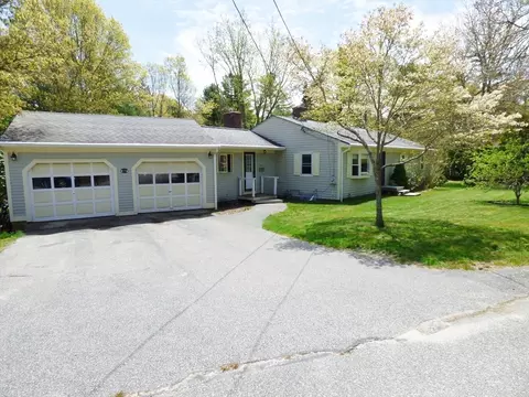 Exterior - 18 Limerick Ct, Barnstable, MA 02632 photo 2 of 4
