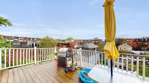 17 Pembroke St #3, Chelsea, MA 02150
