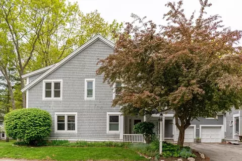 5 Oak Ct #5, Rockland, MA 02370