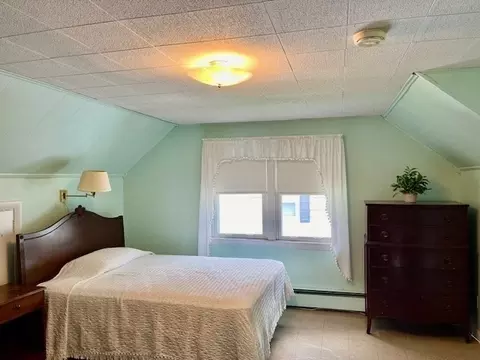 83 Pilgrim Rd, Springfield, MA 01118 photo 24