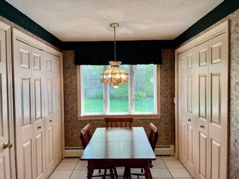 83 Pilgrim Rd, Springfield, MA 01118 photo 8