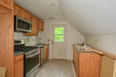 14 Brooks St, Maynard, MA 01754 photo 12