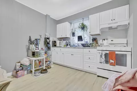 Kitchen - 17 Canonicus, Fall River, MA 02723 photo 4 of 4