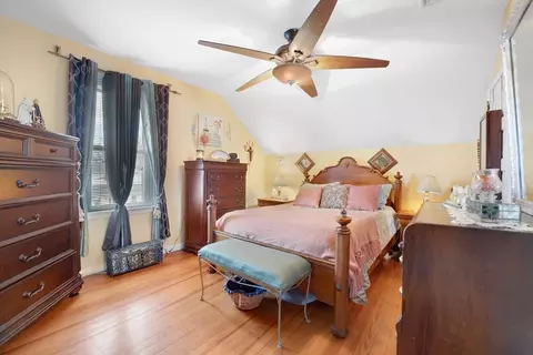 31 Friendship St, Fall River, MA 02724 photo 23