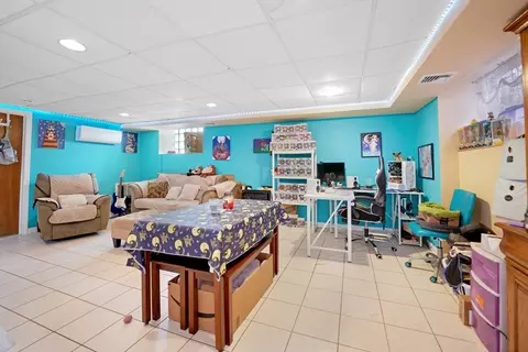 31 Friendship St, Fall River, MA 02724 photo 30