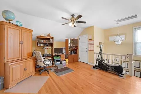 31 Friendship St, Fall River, MA 02724 photo 28