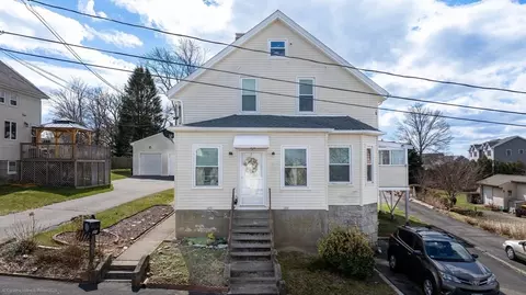 31 Friendship St, Fall River, MA 02724 photo 3