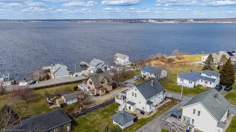 31 Friendship St, Fall River, MA 02724 photo 6