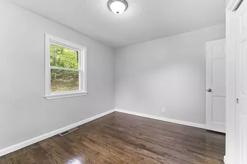 68 Crestmont St, Springfield, MA 01108 photo 19