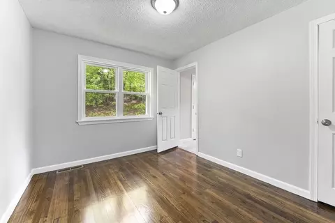 68 Crestmont St, Springfield, MA 01108 photo 14