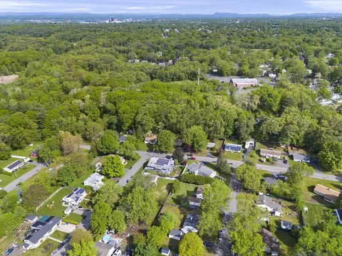68 Crestmont St, Springfield, MA 01108 photo 29