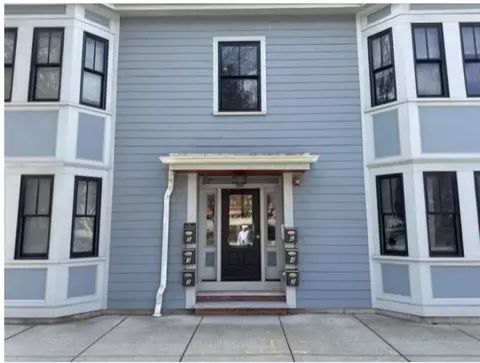 82 Highland Ave #1, Somerville, MA 02143