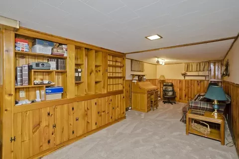 6 N Brook Rd, Springfield, MA 01119 photo 32