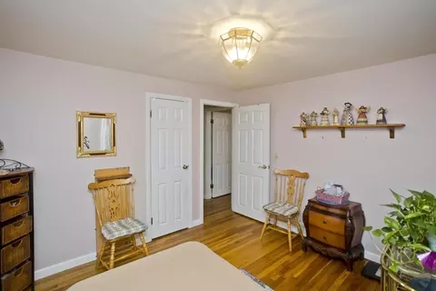 6 N Brook Rd, Springfield, MA 01119 photo 24
