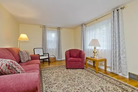 6 N Brook Rd, Springfield, MA 01119 photo 14