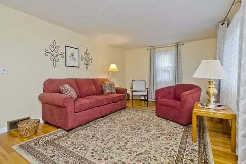 6 N Brook Rd, Springfield, MA 01119 photo 13