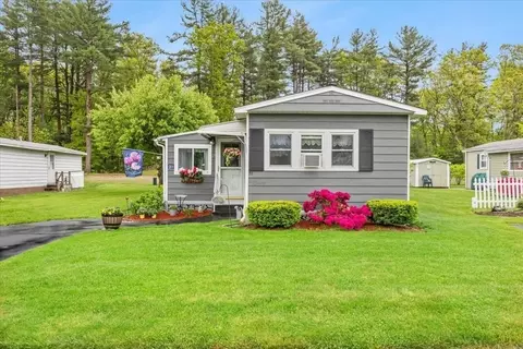 31 Sunset Ln, Plainville, MA 02762