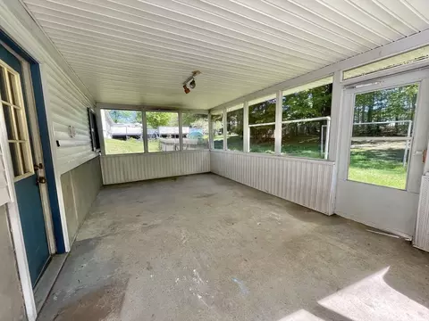 131 Strong St, Easthampton, MA 01027 photo 24