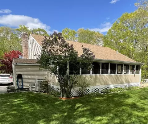 Exterior - 179 Maple St, Douglas, MA 01516 photo 5 of 9