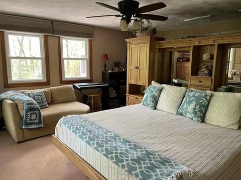 Bedroom - 179 Maple St, Douglas, MA 01516 photo 2 of 4