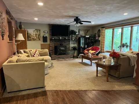 Living - 179 Maple St, Douglas, MA 01516 photo 2 of 2