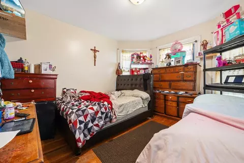 Bedroom - 974 Plymouth Ave, Fall River, MA 02721 photo 4 of 4