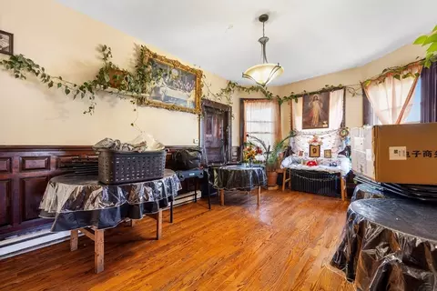 Dining - 974 Plymouth Ave, Fall River, MA 02721 photo 2 of 5