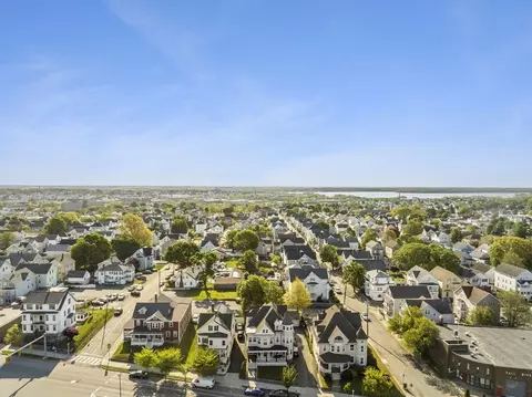 View/Area - 974 Plymouth Ave, Fall River, MA 02721 photo 2 of 9