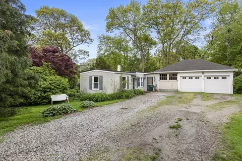 435 David St, Fall River, MA 02720