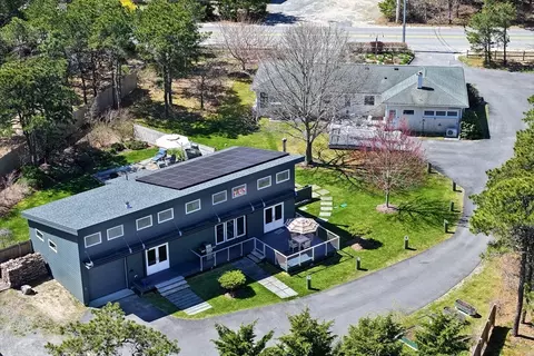 91 Shore Rd, Truro, MA 02666