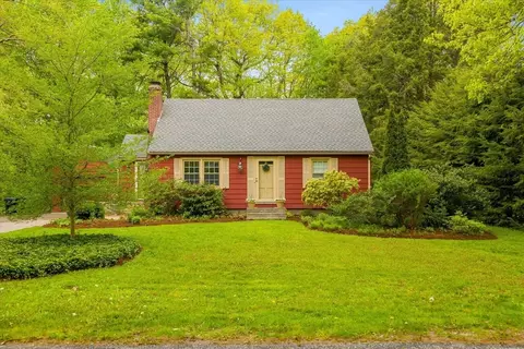328 Malden St, Holden, MA 01520