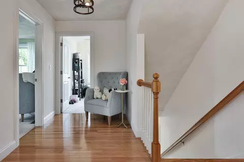 Entry Way - 44 Regency Dr, Dracut, MA 01826 photo 1 of 6