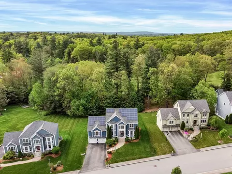 View/Area - 44 Regency Dr, Dracut, MA 01826 photo 5 of 5