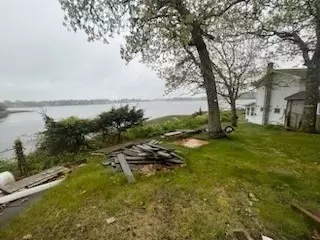 17 Atlantic Ave, Wareham, MA 02571 photo 5