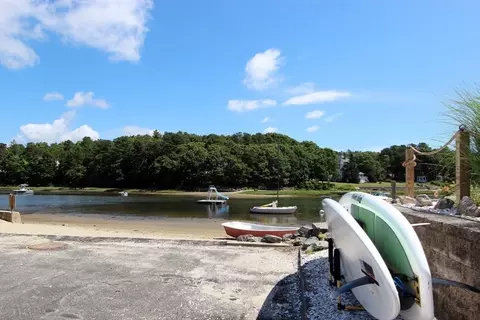 17 Atlantic Ave, Wareham, MA 02571 photo 3