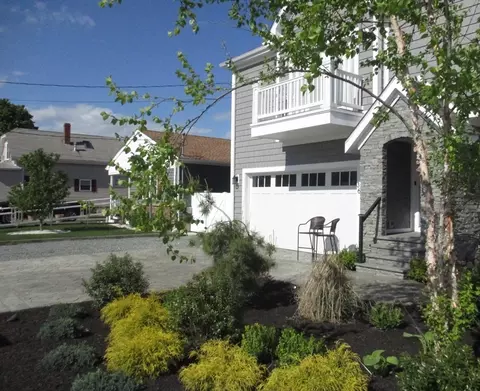 36 Hyde, Pawtucket, RI 02861