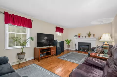 46 Great Marsh Rd, Barnstable, MA 02632 photo 4