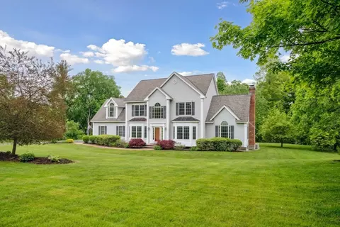 5 Maple St, Pepperell, MA 01463 photo 1