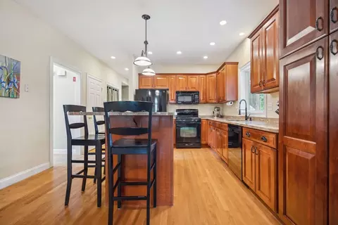 5 Maple St, Pepperell, MA 01463 photo 8