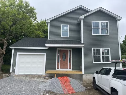 14 Newell St, Lowell, MA 01851