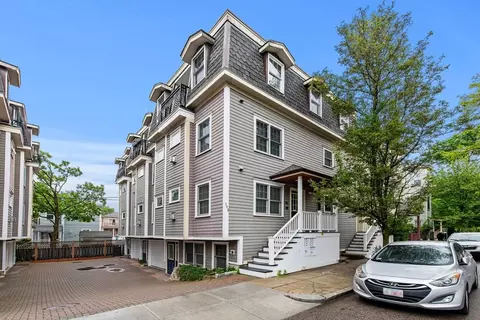 192 Sydney St #C, Boston, MA 02125