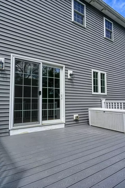 31 Brookside Dr, Douglas, MA 01516 photo 5