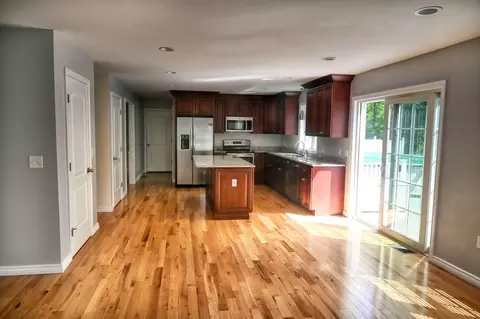 31 Brookside Dr, Douglas, MA 01516 photo 9