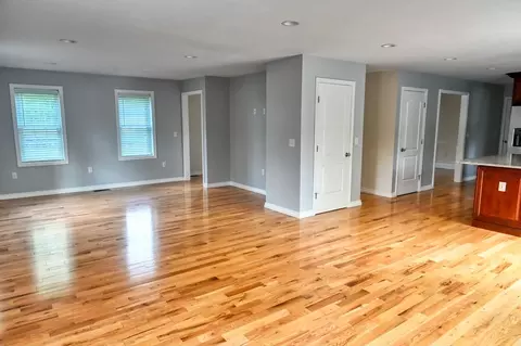 31 Brookside Dr, Douglas, MA 01516 photo 10