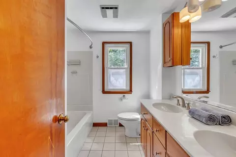 49 Jean Dr, Springfield, MA 01104 photo 23